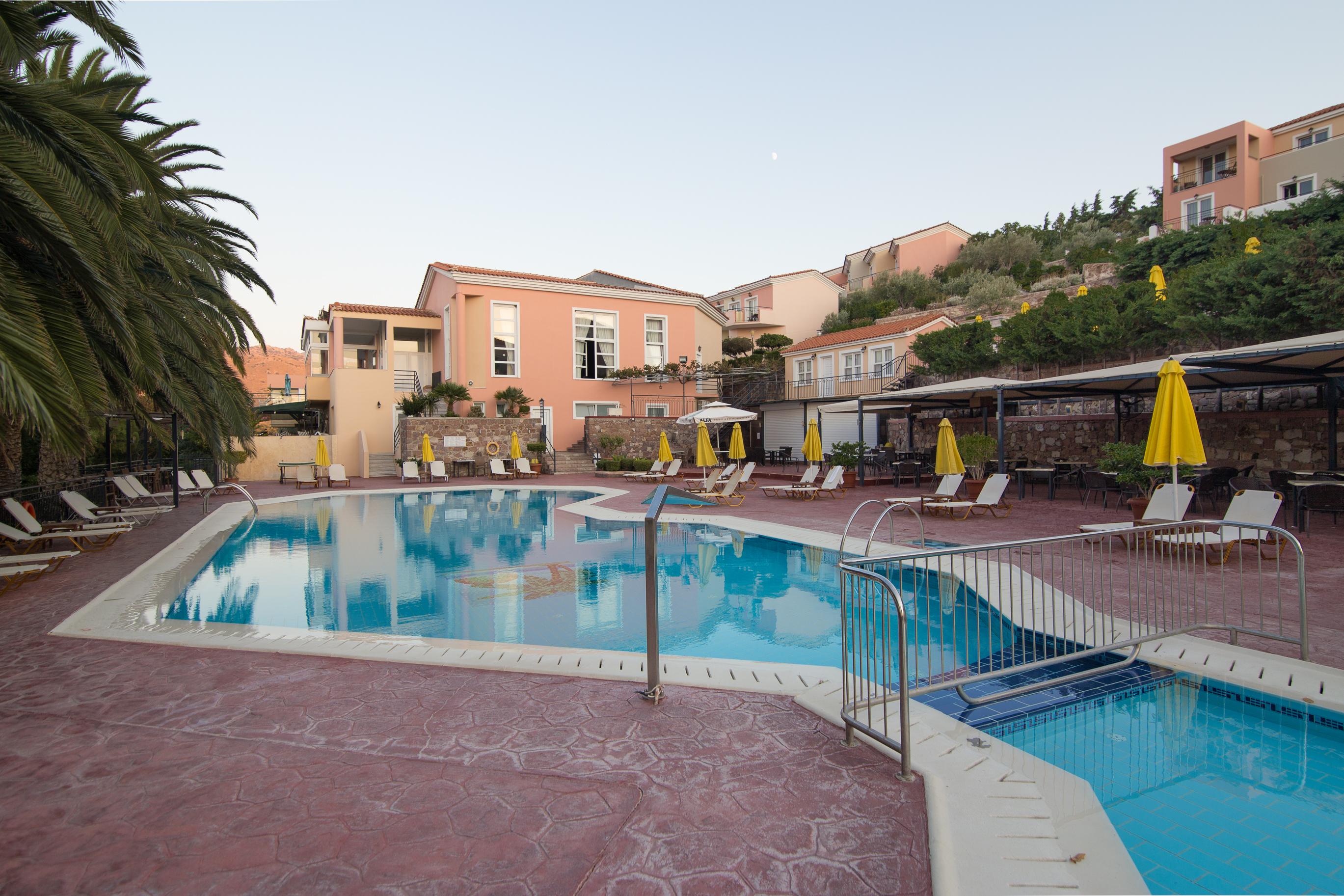 Sunrise Resort Hotel ميثيمْنا المظهر الخارجي الصورة