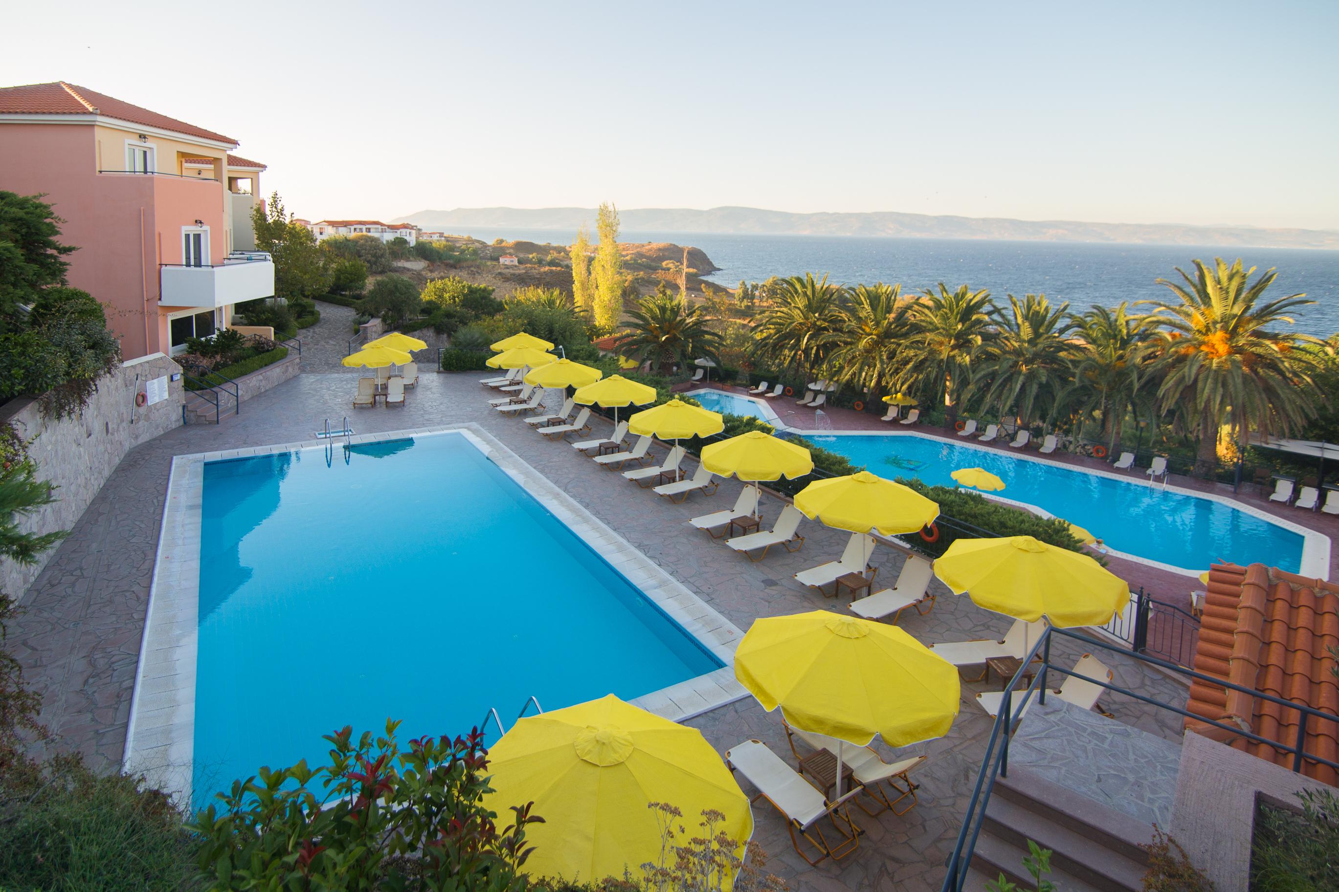 Sunrise Resort Hotel ميثيمْنا المظهر الخارجي الصورة