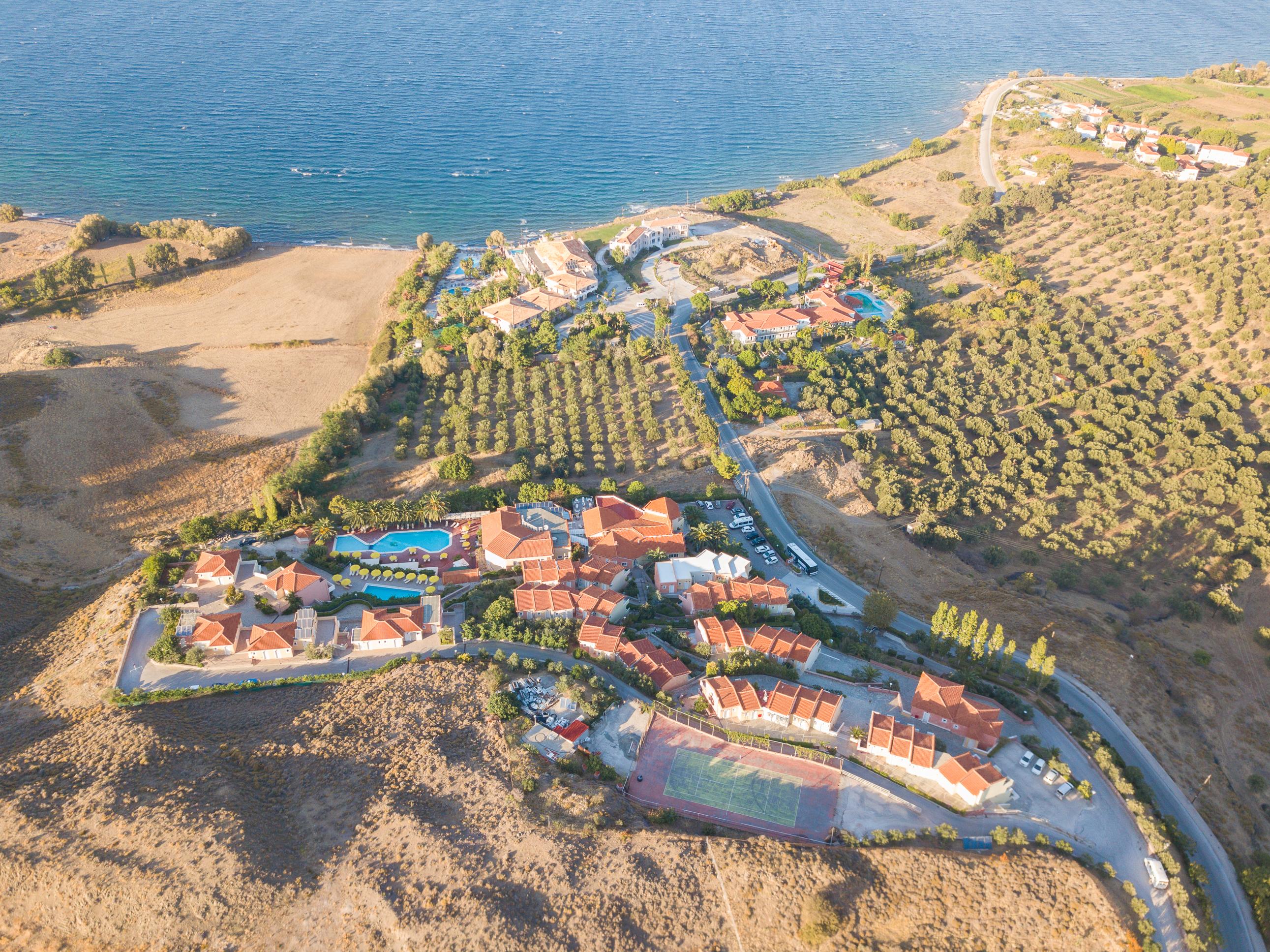 Sunrise Resort Hotel ميثيمْنا المظهر الخارجي الصورة
