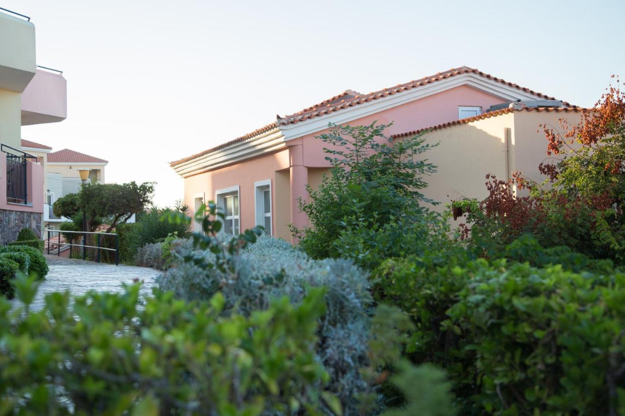Sunrise Resort Hotel ميثيمْنا المظهر الخارجي الصورة